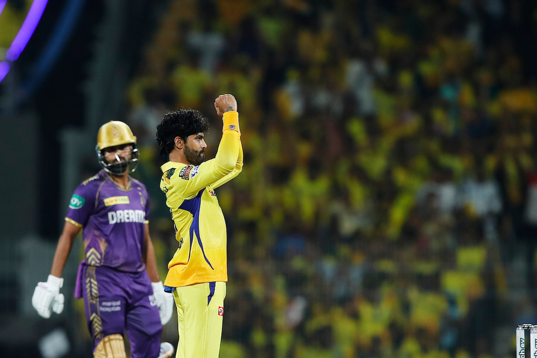 Double Delight! Jadeja gets Angkrish, Narine in the same over