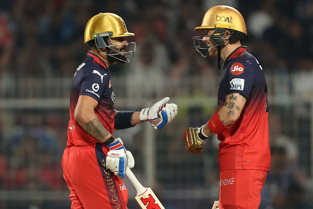 4,6,4,4: Salt, Kohli get RCB off to flier