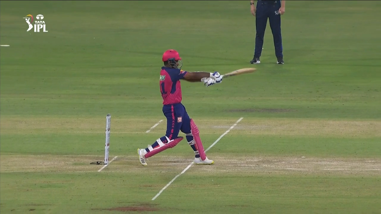 Run Out missed, 6, 6: Samson rubs salt on LSG's wounds