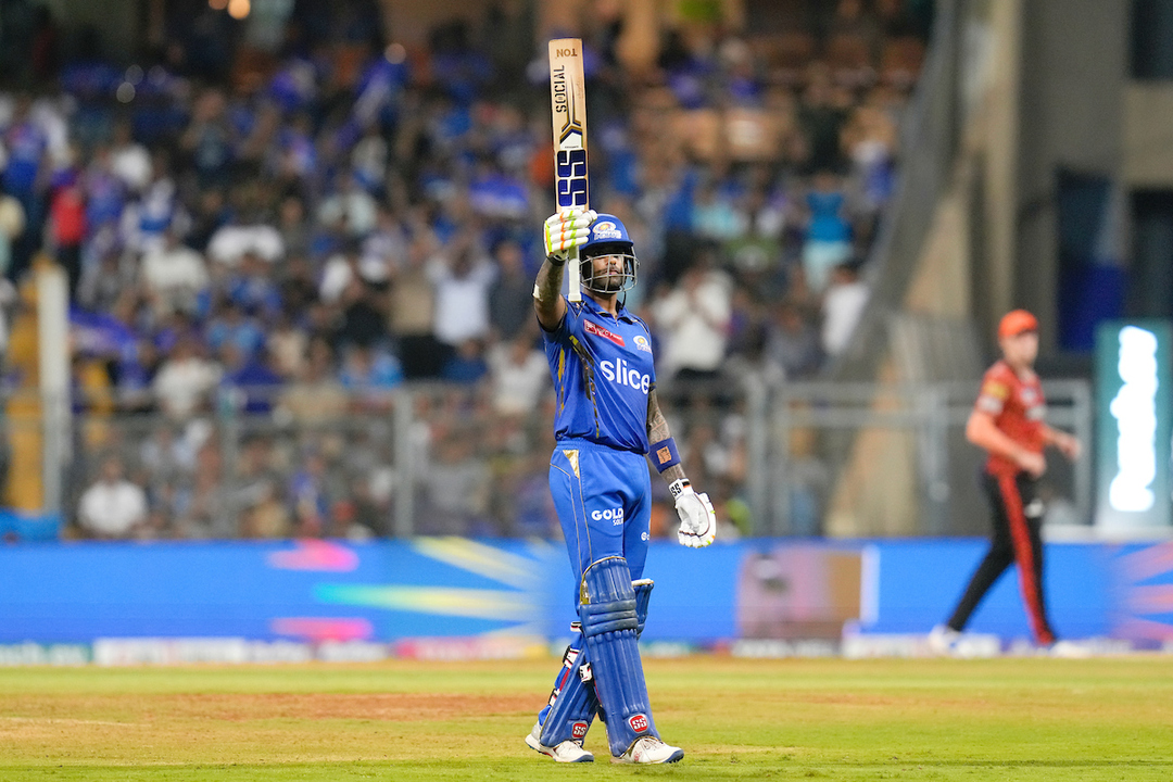 102*(51): Sublime Suryakumar Yadav electrifies Wankhede