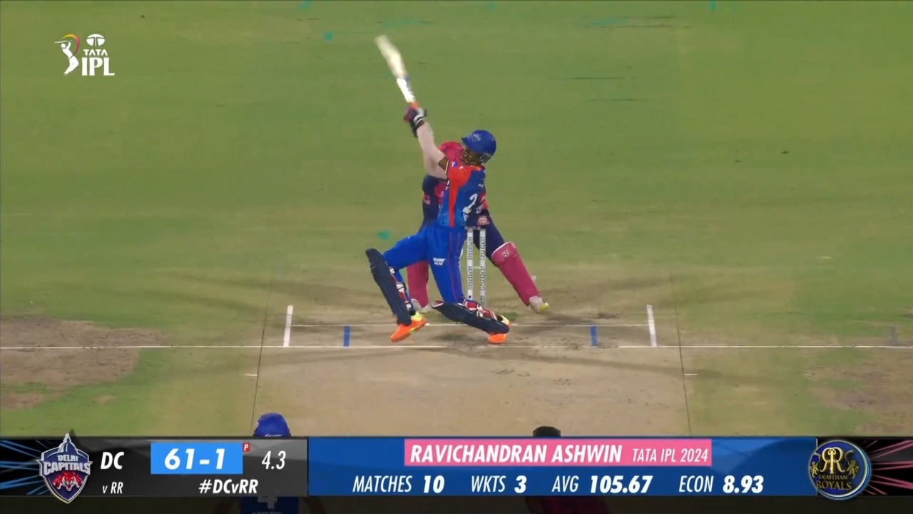 M56: DC vs RR – Abishek Porel Six