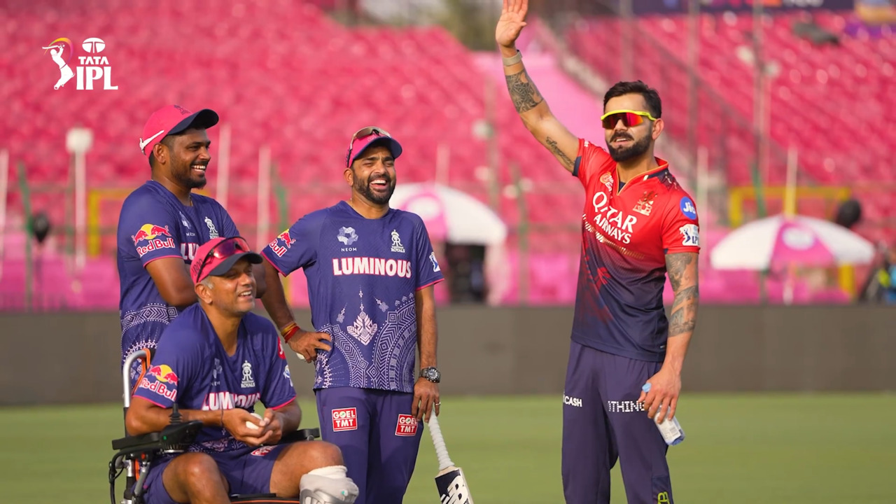 A Royal Clash ft. RR and RCB