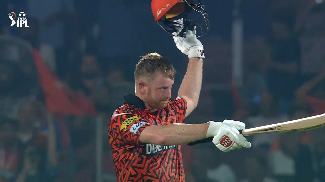 IPL 2025 M68: SRH vs KKR - Amazing Moments background