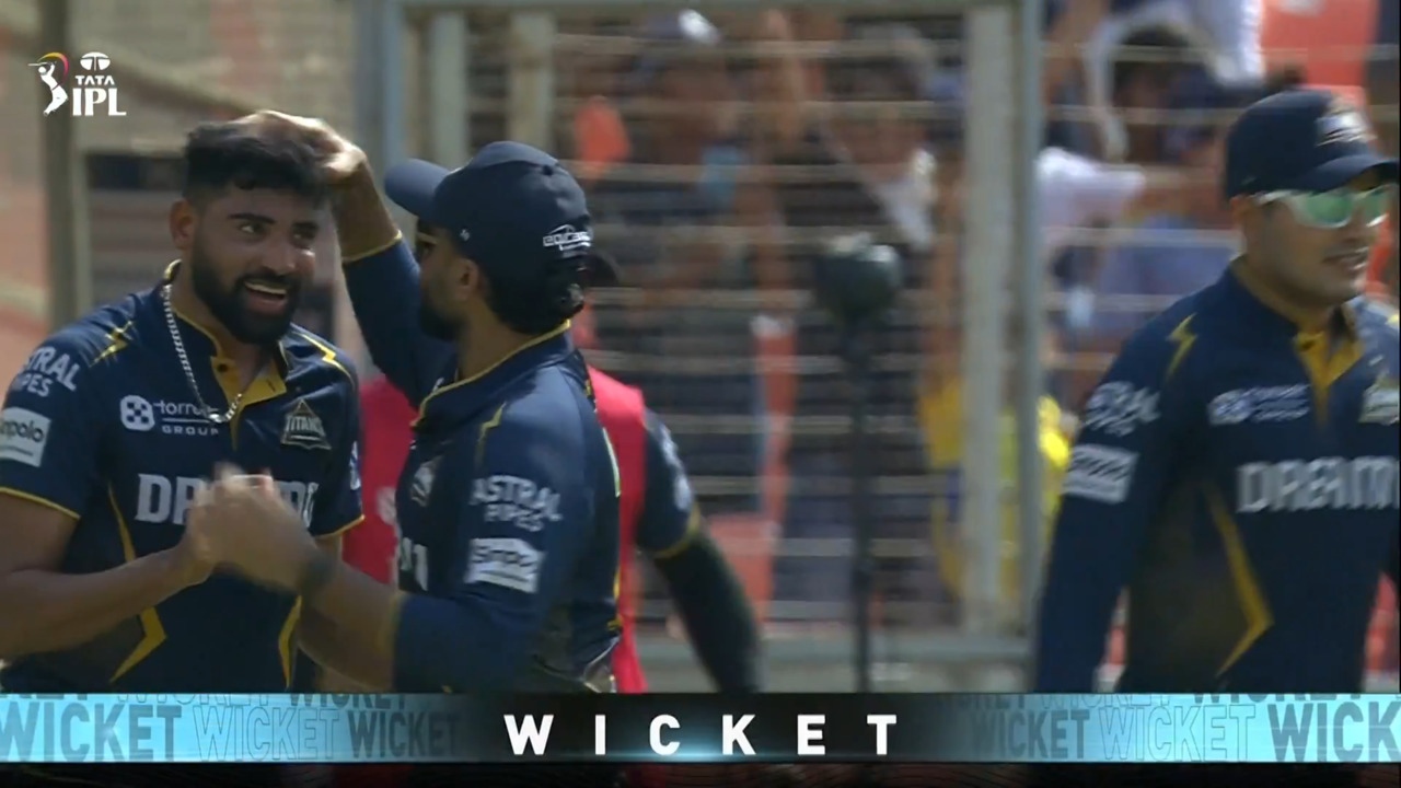 IPL 2025 M67: GT vs CSK - Ayush Mhatre Wicket background