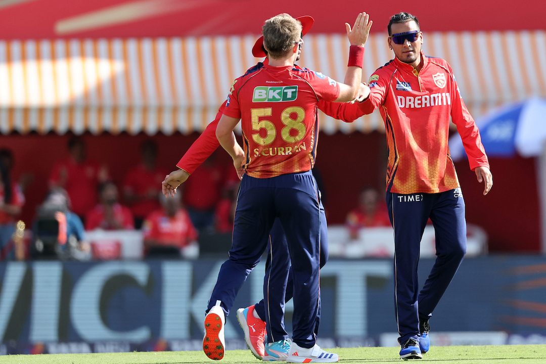 Clever Chahar spins a web around CSK with 3/23