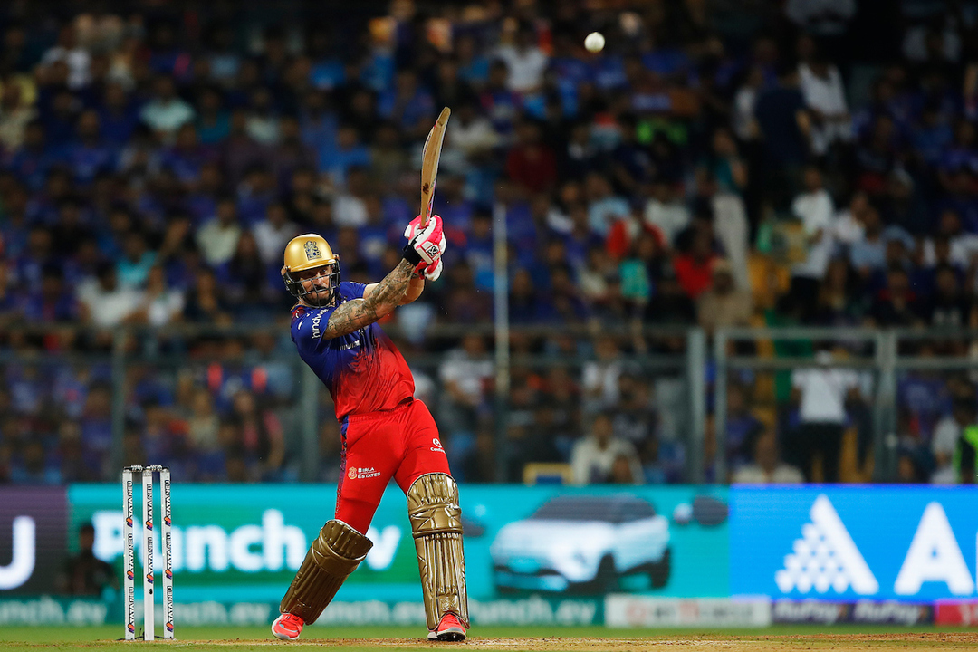 Captain Faf du Plessis resurrects RCB with 61(40)