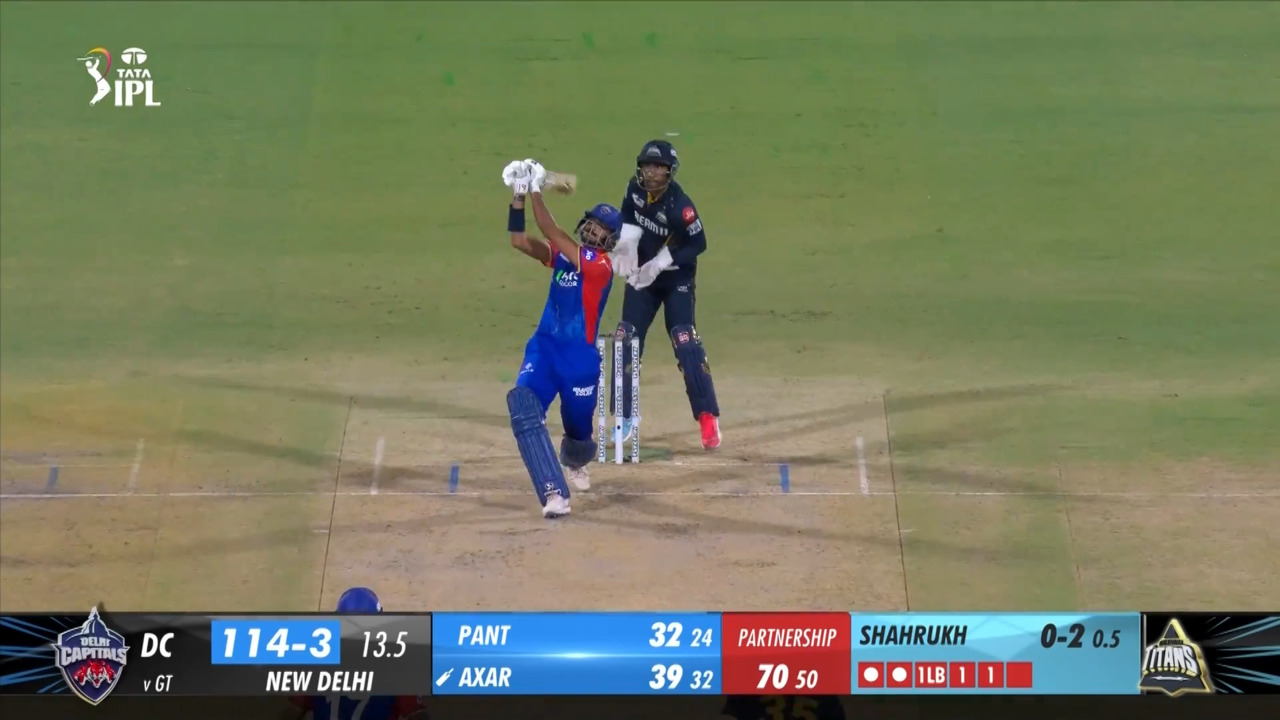 M40: DC vs GT – Axar Patel Six