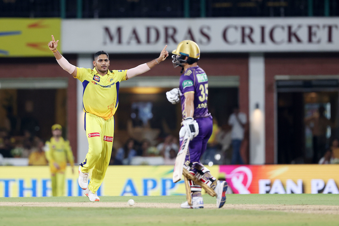 Terrific Tushar's excellent spell of 3/33
