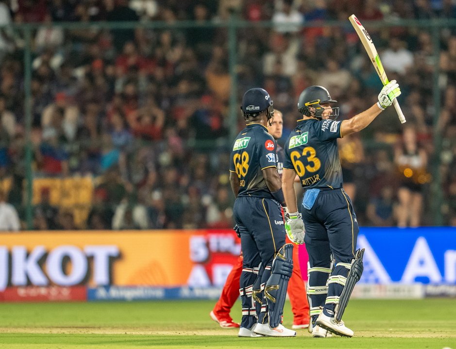 Calm Jos Buttler takes GT home with splendid 73*(39)