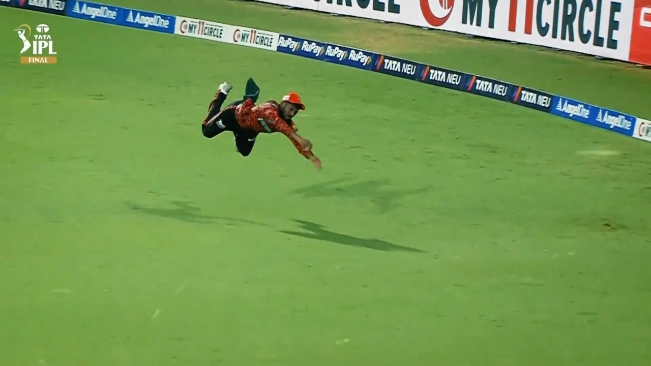 TATA IPL 2025: Catch of the Season Award – Kamindu Mendis backdrop