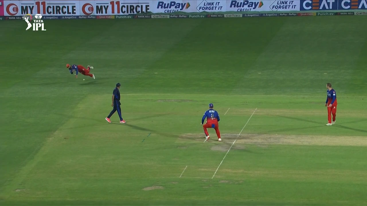 Virat Special! Athletic Kohli pulls off sensational direct-hit run-out background