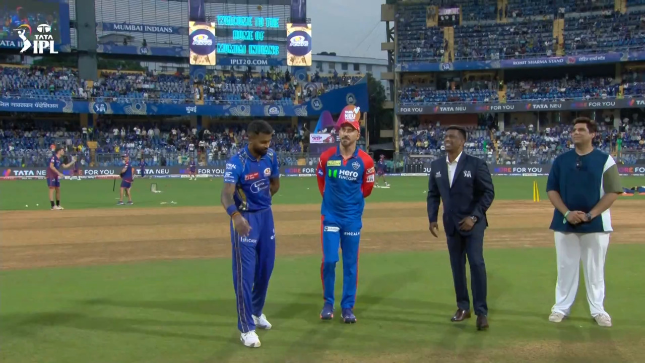 IPL 2025 M63: MI vs DC - Toss background