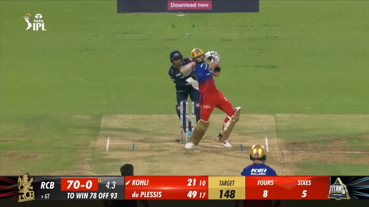 M52: RCB vs GT – Virat Kohli Six