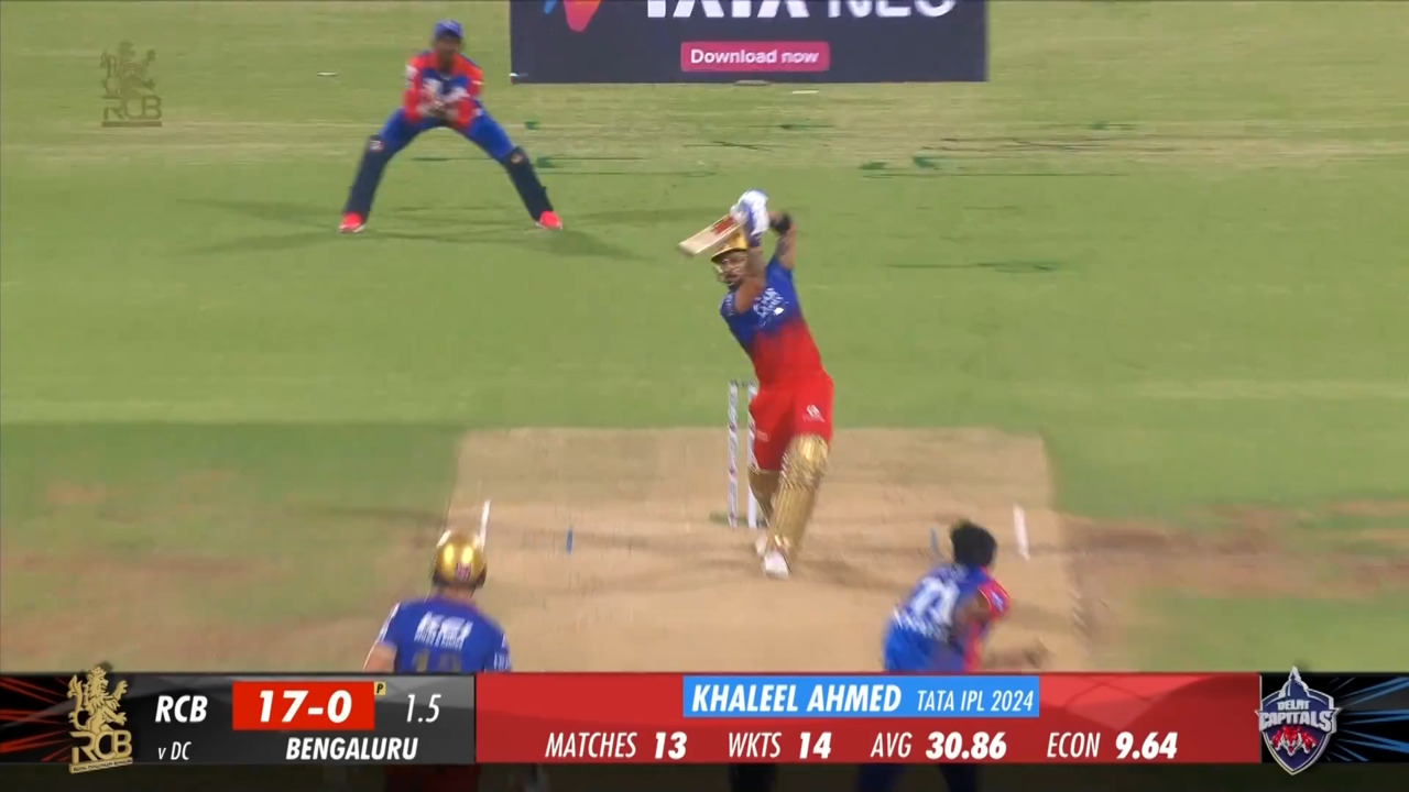 M62: RCB vs DC – Virat Kohli Six