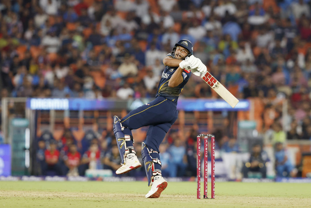 Shahrukh Khan provides acceleration with aggressive 36(20)