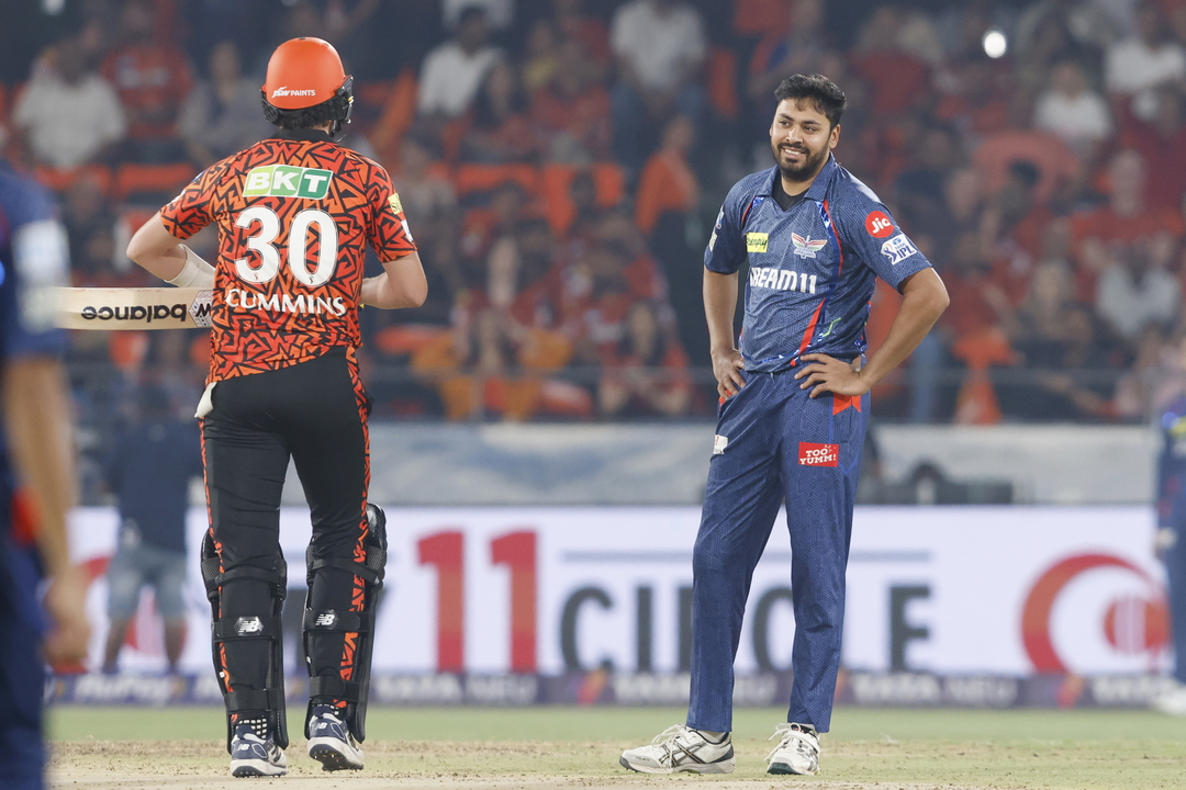 Strong reply! Avesh wins the battle vs Cummins