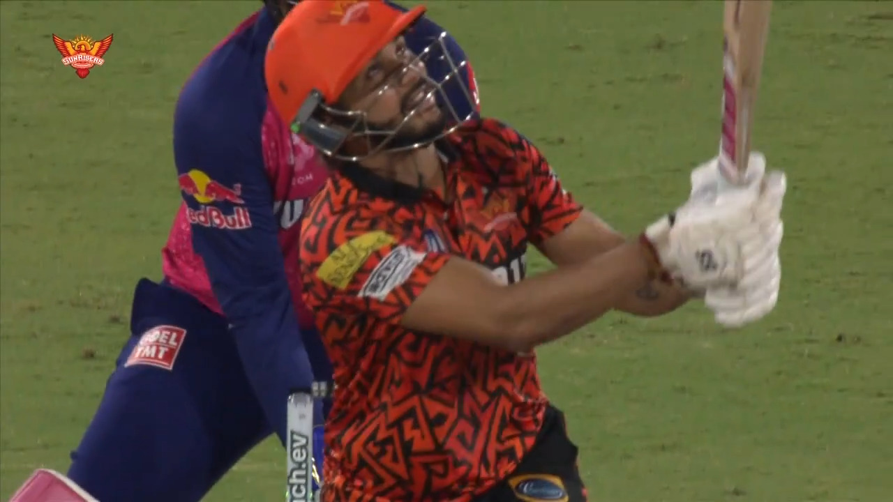 Sixes Galore: Nitish, Klaasen put on a show of power & panache
