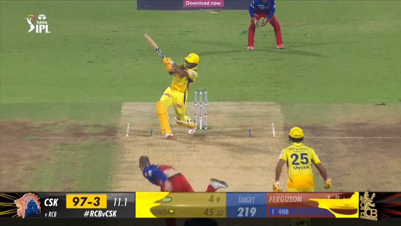 M68: RCB vs CSK – Rachin Ravindra Six