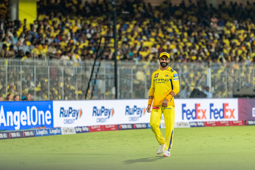 Ever-reliant Jadeja pulls off impressive catch background