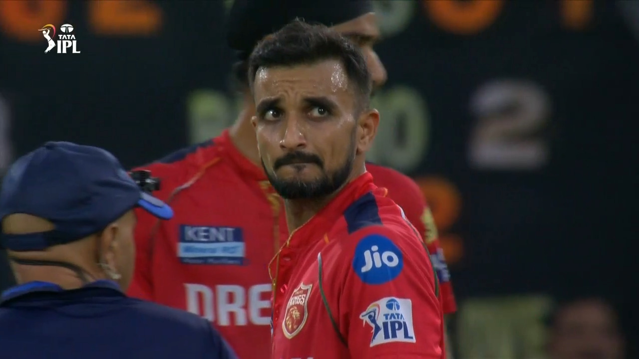 6,4,6,W: A good finish to Harshal's roller-coaster over background
