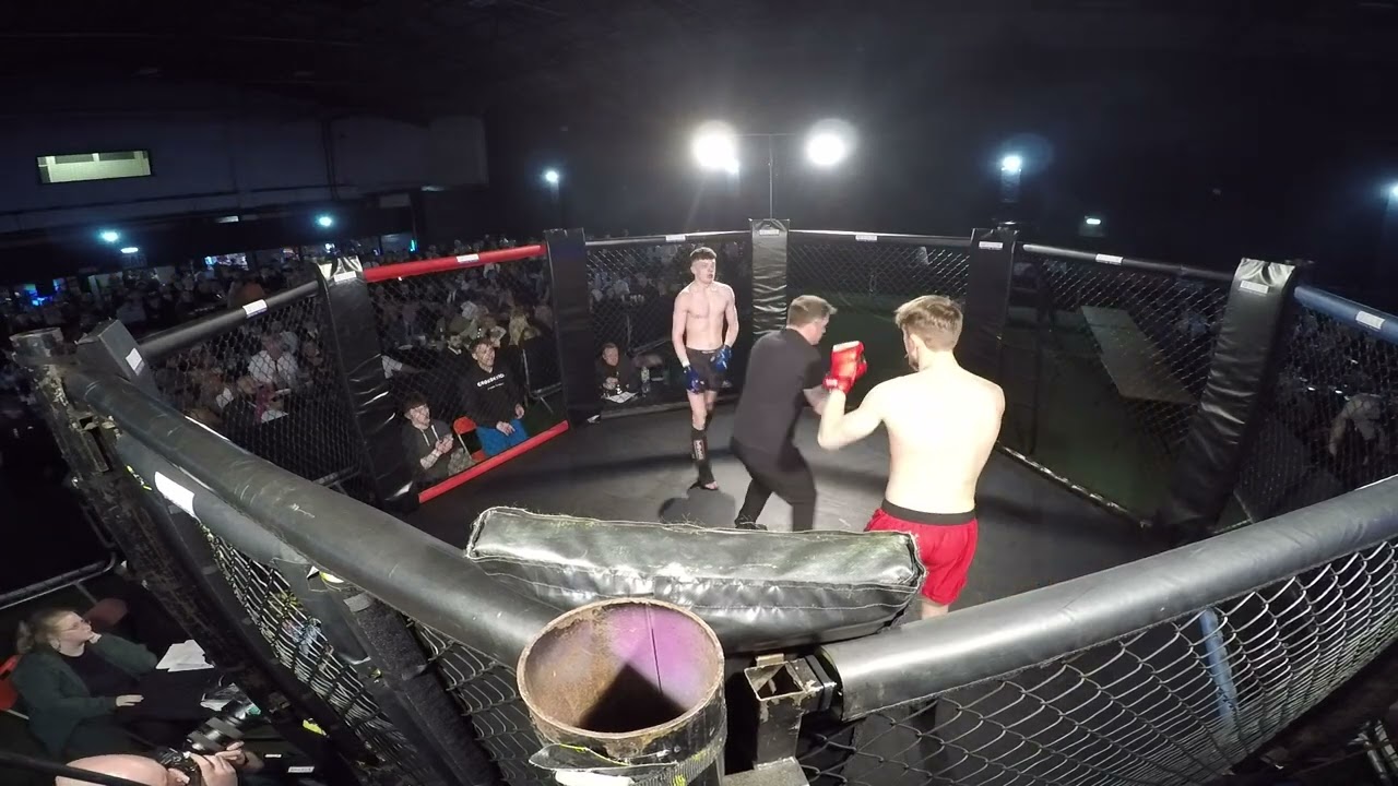 CARDIFF | ULTRA MMA | CARREG SMITH VS GEORGIE THE JOKER COX