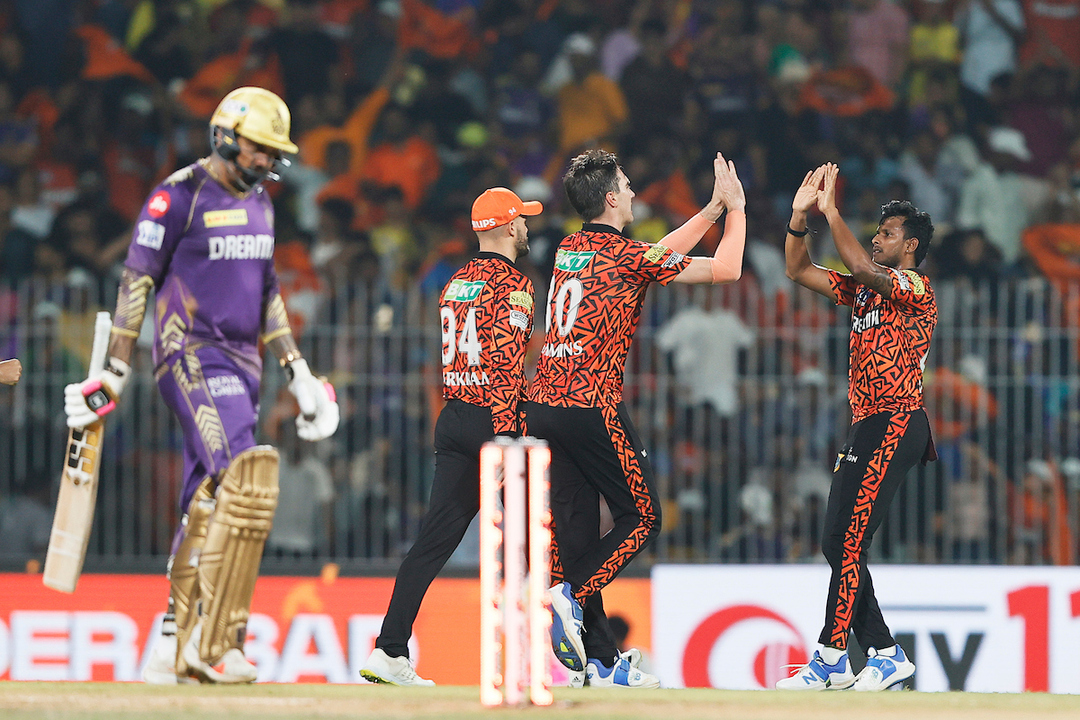 Fantastic comeback: Cummins' perfect reply to Narine
