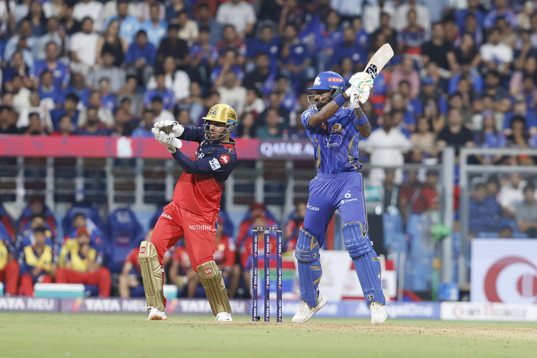 6, 4, 6, 4: Pandya Power lights up Wankhede background