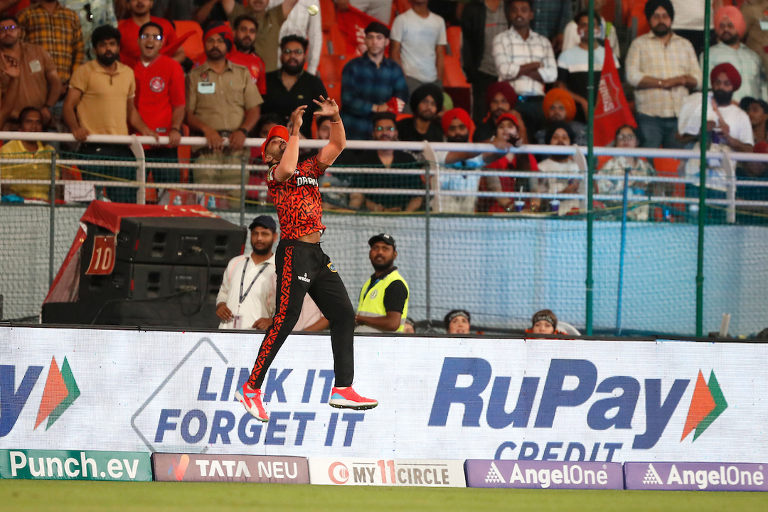 Drops. Wides. Sixes: The dramatic final over that had it all