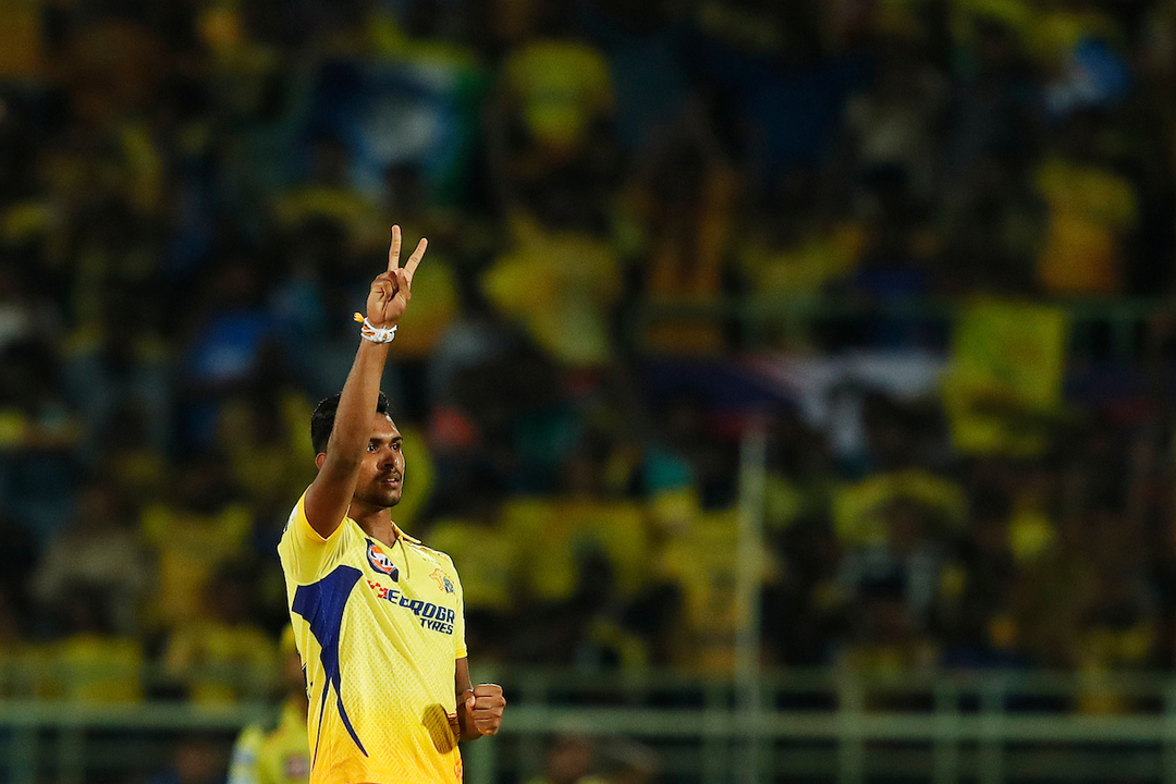 Sounds of Timber! Sensational yorkers ft. Pathirana background