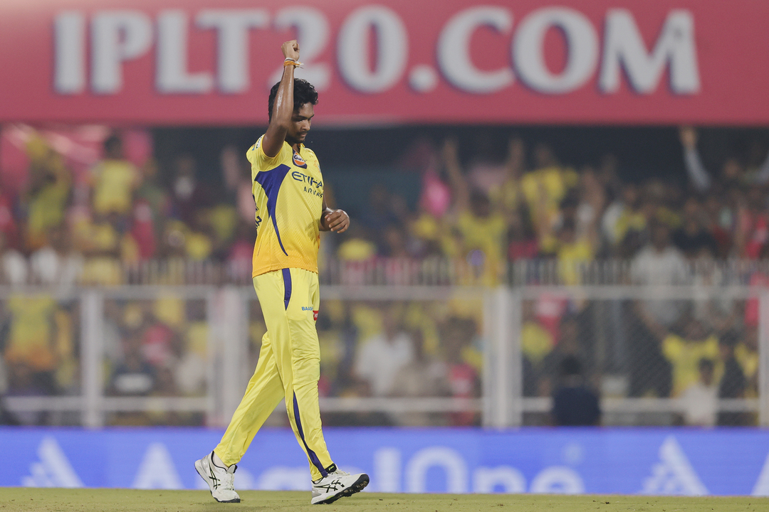 Pathirana Special: Searing yorker to castle Riyan Parag