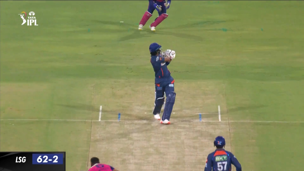 M44: LSG vs RR – K L Rahul Six