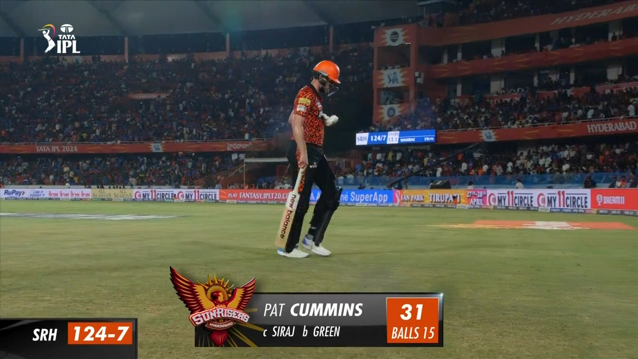 M41: SRH vs RCB – Pat Cummins Wicket background