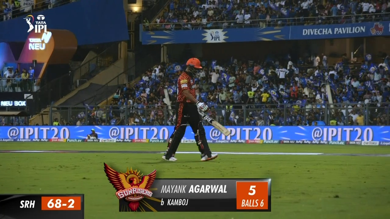 M55: MI vs SRH – Mayank Agarwal Wicket