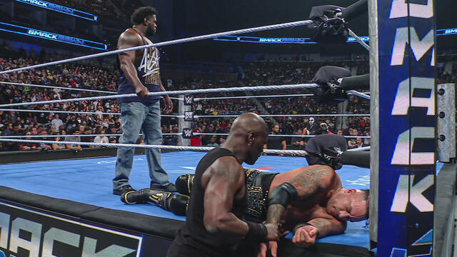 Royce Keys aids Damian Priest and R-Truth against The MFTs: SmackDown highlights, May 8, 2026