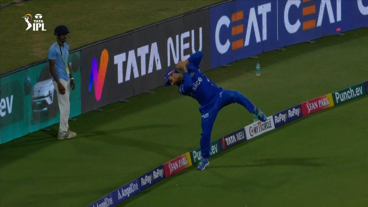 Judgment. Balance. Composure: Nabi's brilliant catch