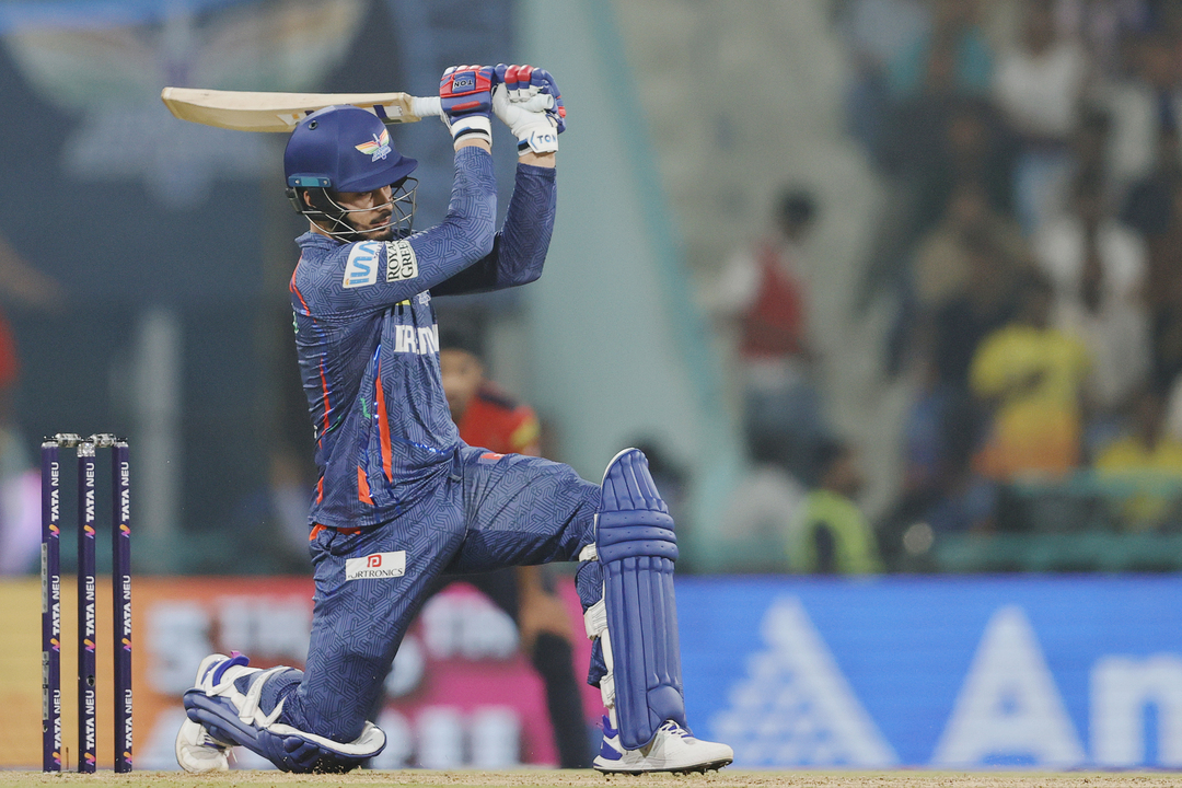 Abdul Samad provides vital late surge with powerful 27(12) background