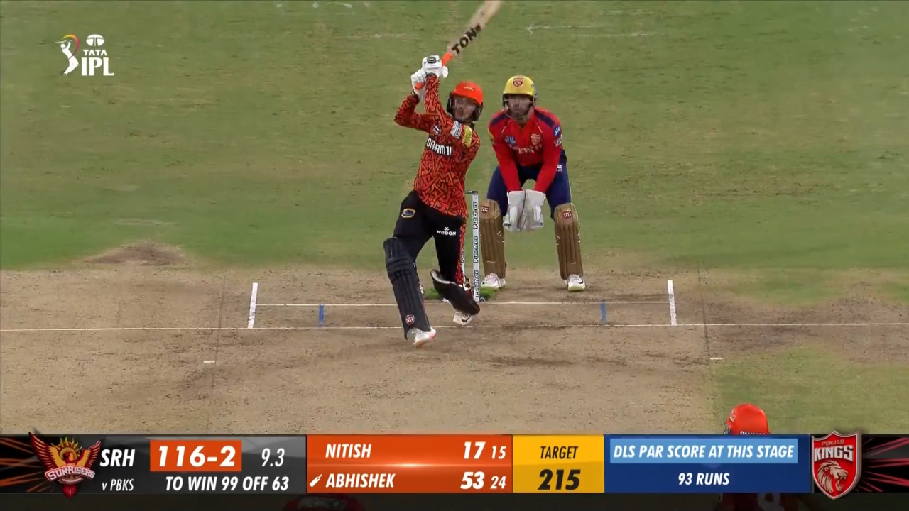 M69: SRH vs PBKS – Abhishek Sharma Six