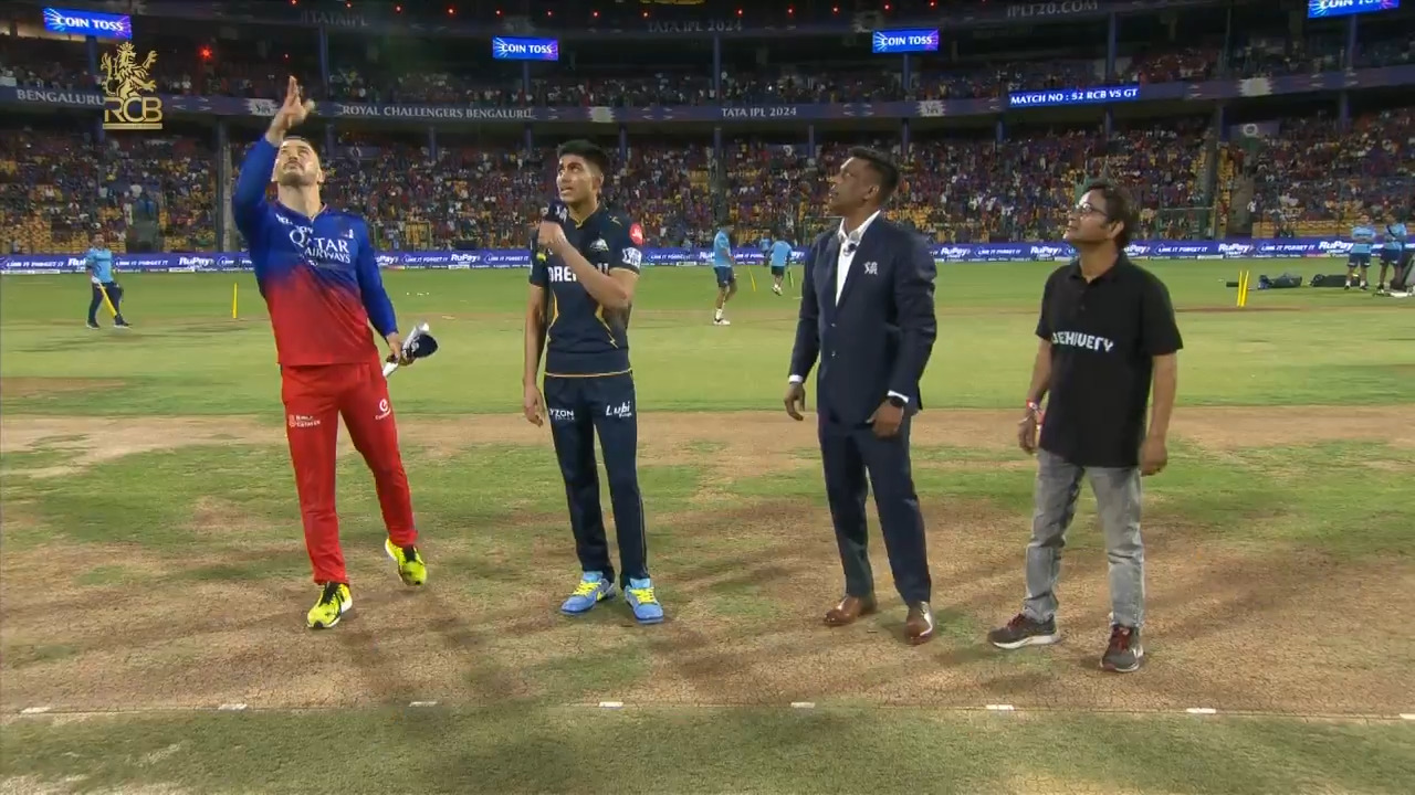 M52: RCB vs GT – Toss background