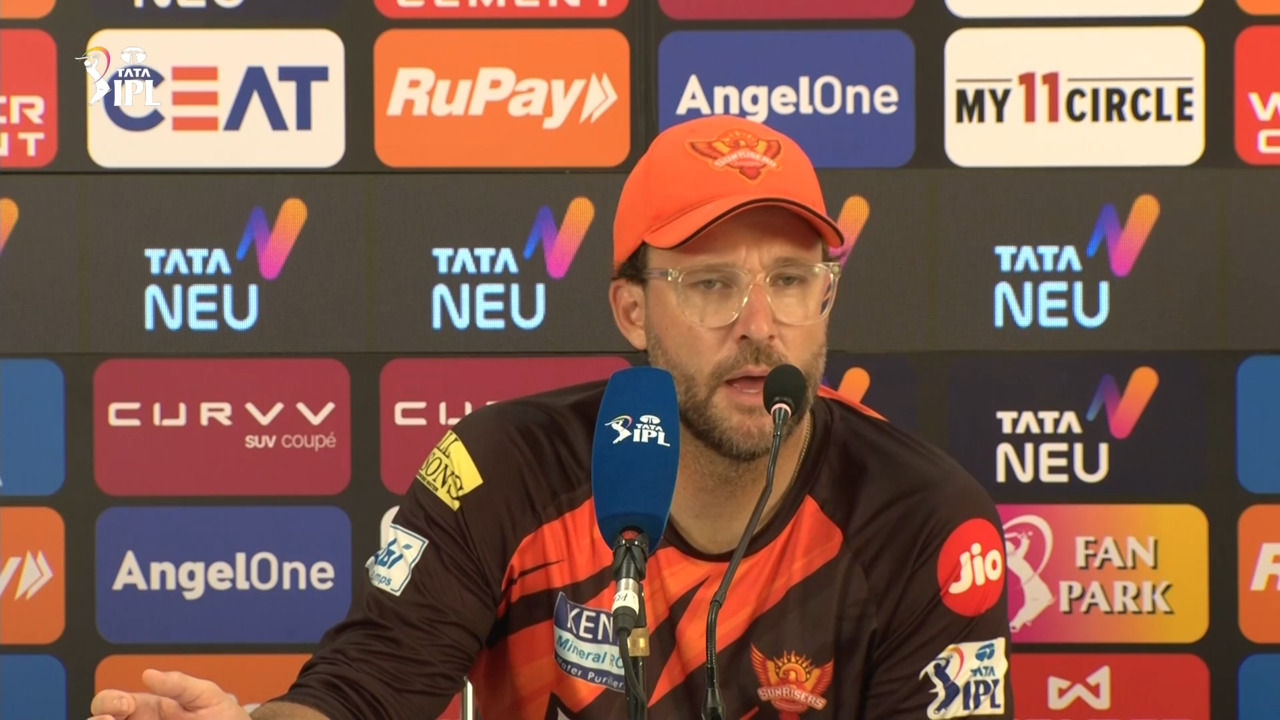 Mumbai Indians bowled perfectly for this surface: Daniel Vettori background