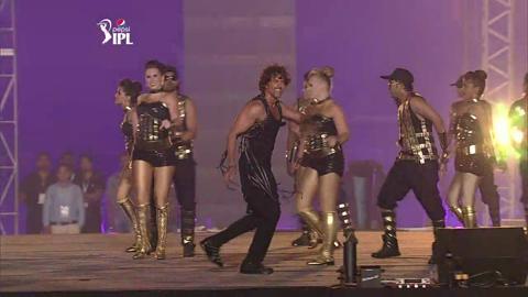 IPL 2015 Opening Nite : Hrithik Roshan lights up Kolkata with an electric perfomance background