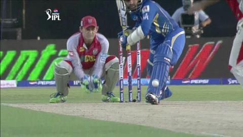 M69: KXIP vs MI – Dinesh Karthik Wicket