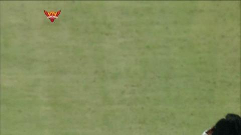 M12: SRH vs MI – Hardik Pandya Wicket