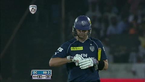 Match 68 DC vs RR – White's Wicket