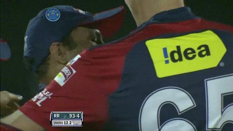 Match 43 RR vs DD – Hodge's Wicket