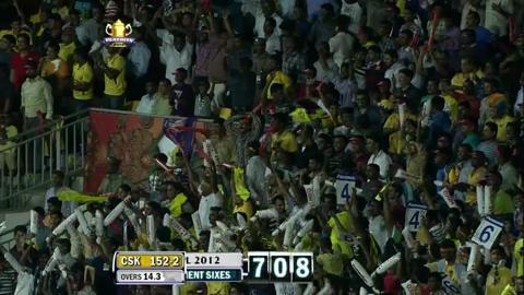 Qualifier 2: CSK vs DD – Dhoni's 2nd Six