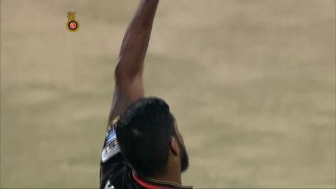 M41: RCB vs MI – Ambati Rayudu Six