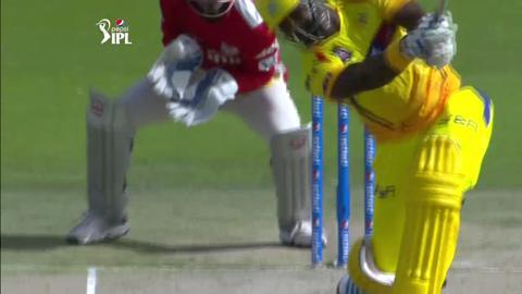 M3: CSK vs KXIP – Dwayne Smith Six