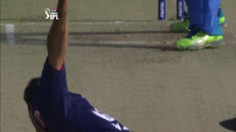 M71: PWI vs DD – Aaron Finch Wicket