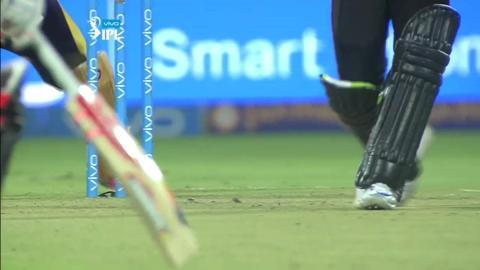 M58: SRH vs KKR – Moises Henriques Six