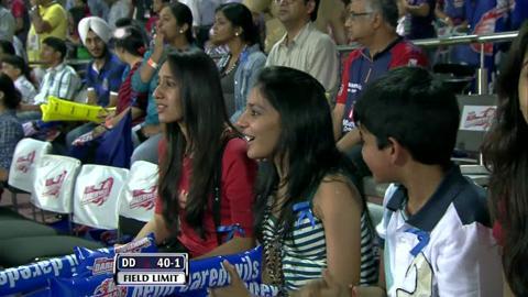 Match 51 DD vs KKR – Sehwag's Wicket